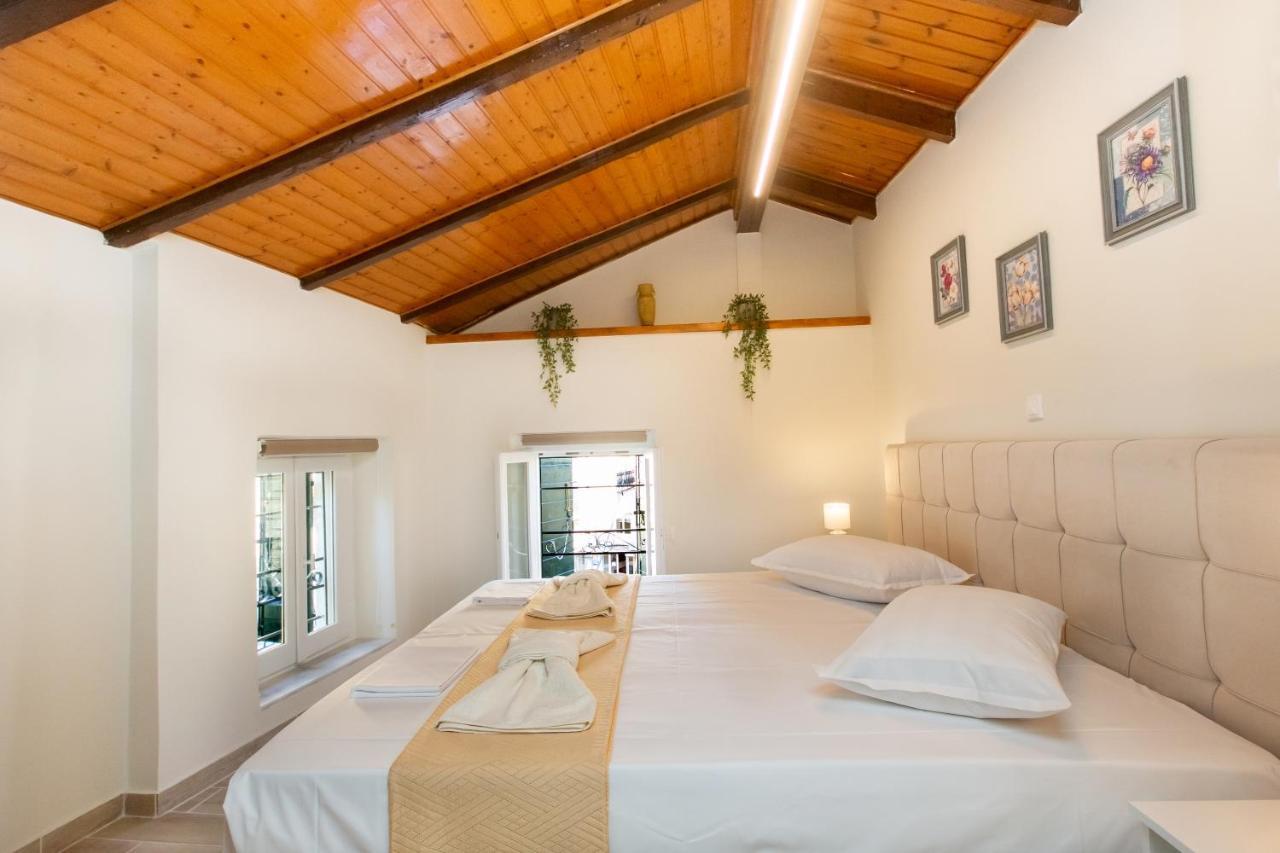 Odisseus Old Town Apartment Corfu  Extérieur photo